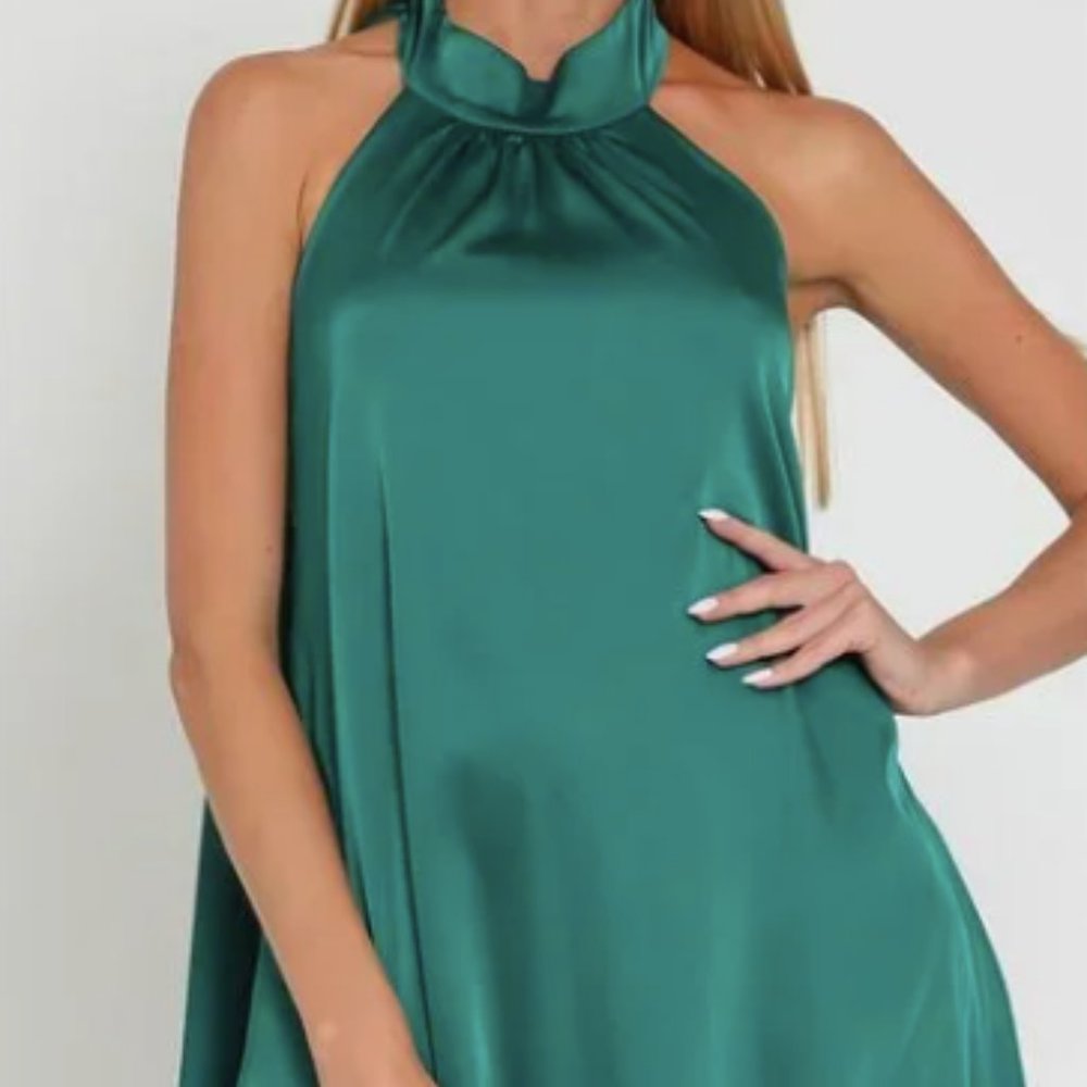 NWT Aakaa Emerald Green Satin Halter Mini Dress